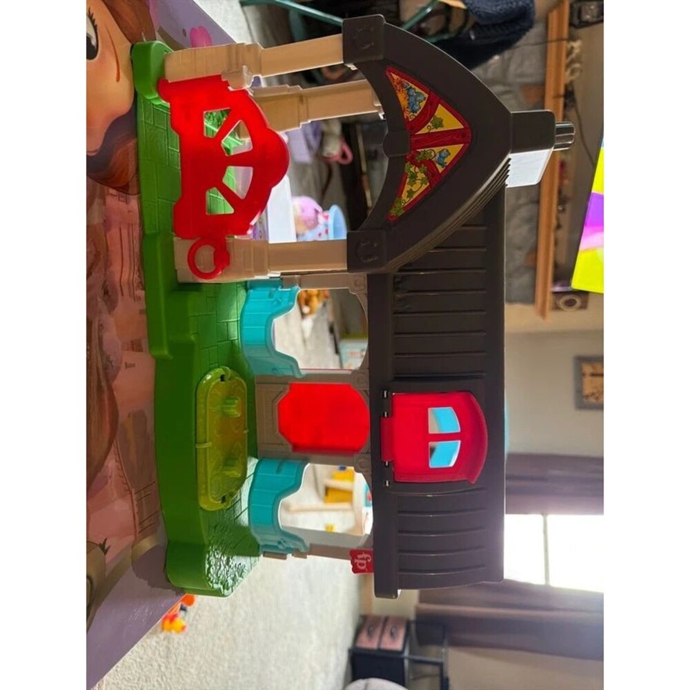 Little people barn